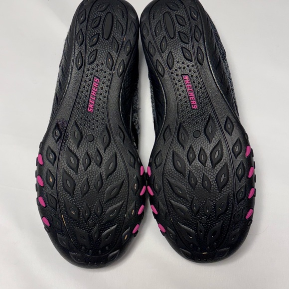 Skechers Women's Gray and Pink Slip-On Sneakers Sz 7.5 - Picture 4 of 4